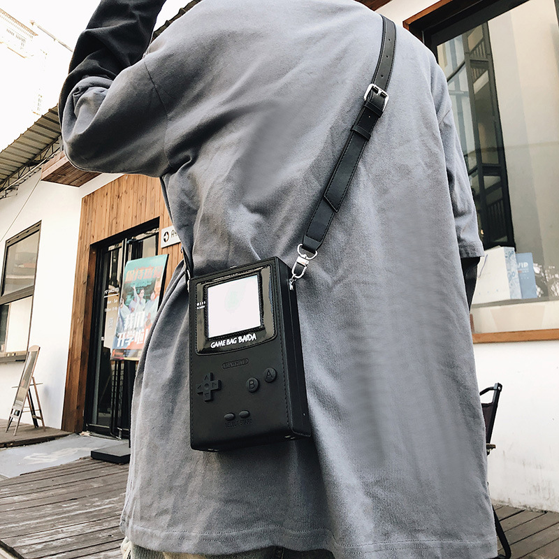 Borsa a tracolla mini a forma  - Retro Gaming Apk recensione e prezzo